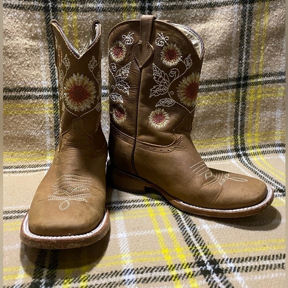 Quincy Boots Kids Leather Cowboy with Embroidered Floral Design - Picture 10 of 10